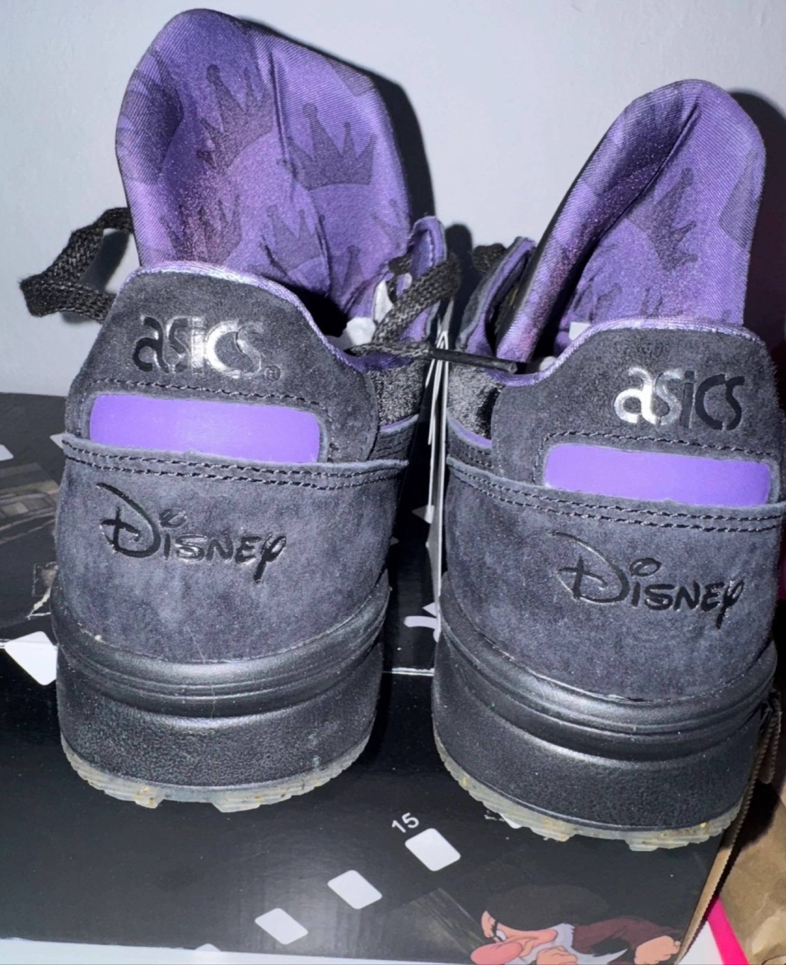 Asics spéciale édition noires/violettes - Taille 38 - Neuves avec étiquette – photo 10